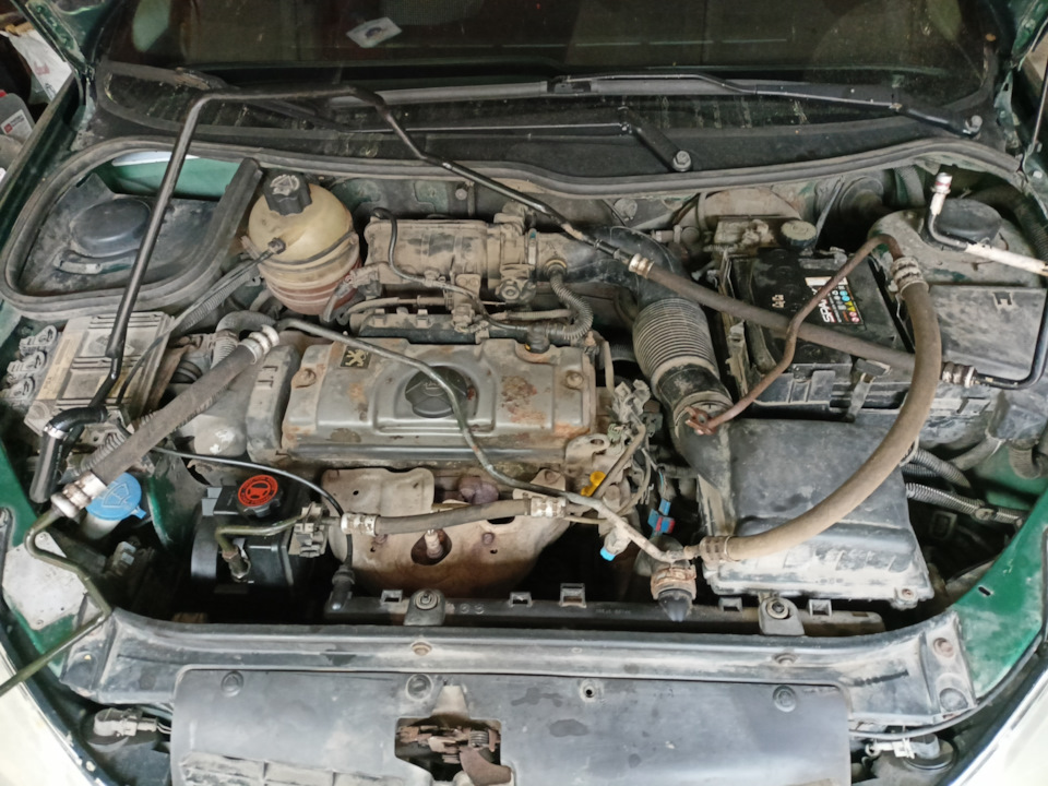 Замена трубки ГУР — Peugeot 206, 1,4 л, 2003 года | своими руками | DRIVE2