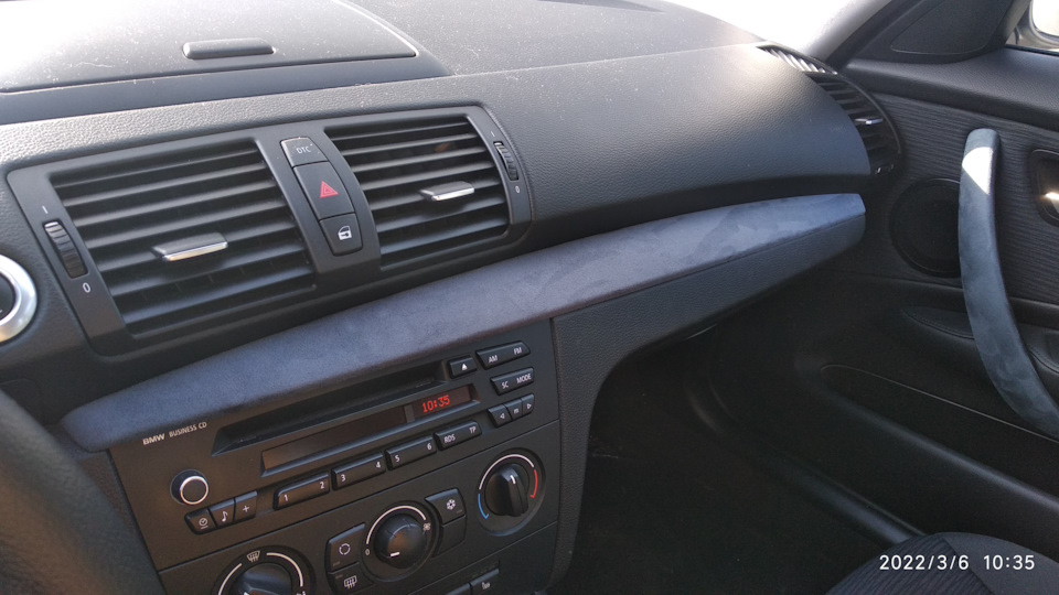 Алькантара в салон — BMW 1 series (E81/E87), 1,6 л, 2010 года ...