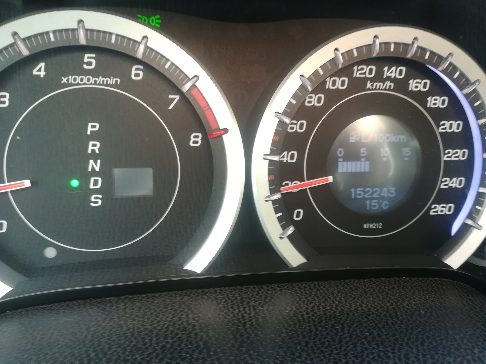 Колодки перед от VALEO Аккорд 8 (для себя) — Honda Accord (8G), 2,4 л ...