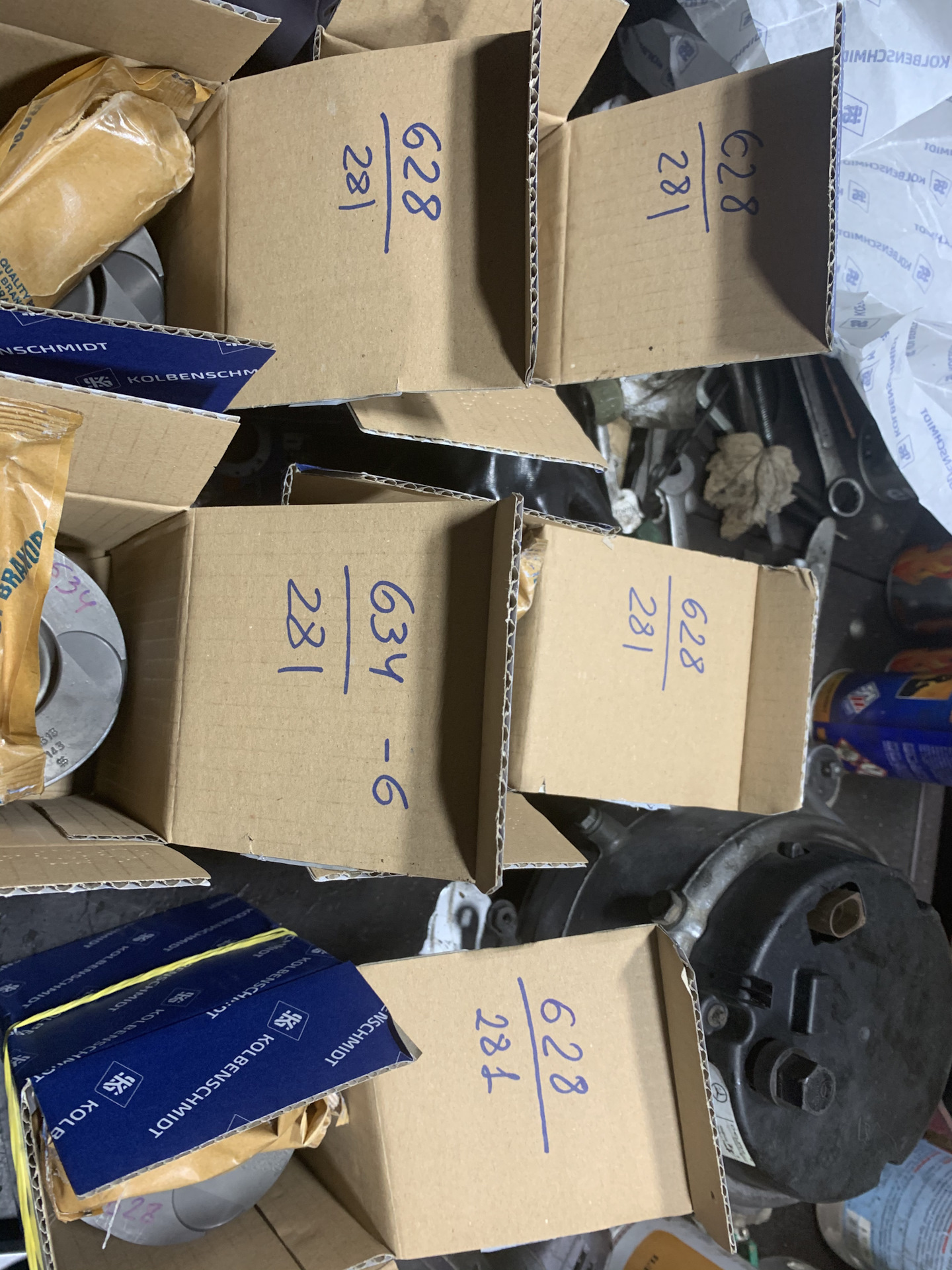 Взвешивание поршней — Mercedes-Benz M-Class (W163), 2,7 л, 2002 года ...