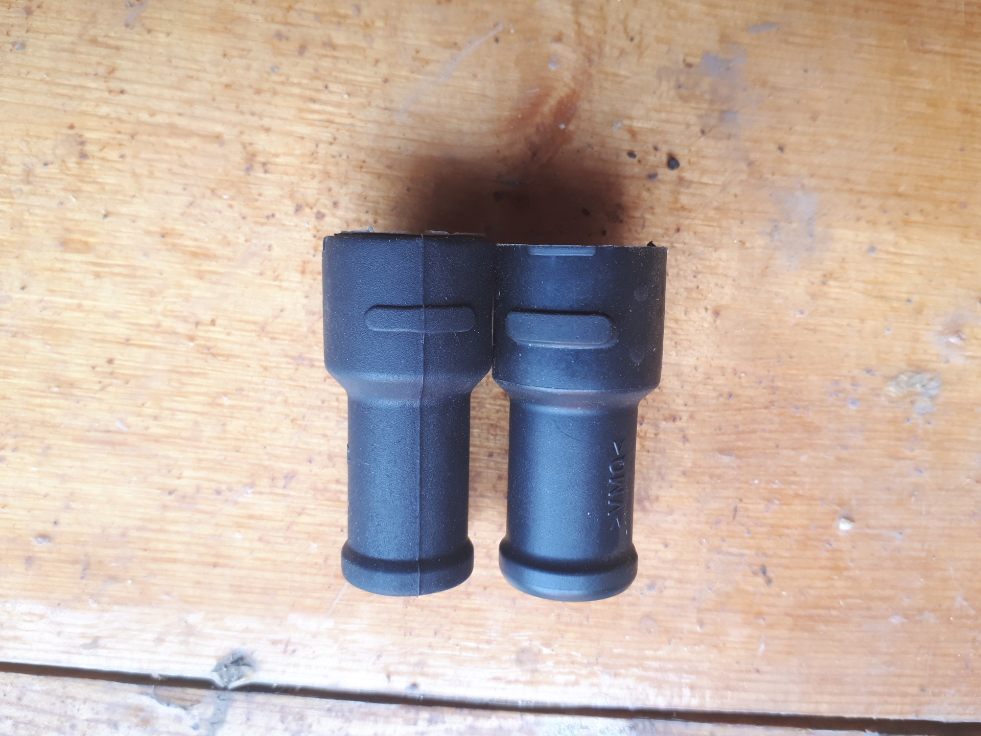 Наконечник катушки зажигания фольксваген поло седан 1. Наконечник катушки зажигания поло седан 1. Наконечник катушки зажигания поло седан. Наконечники катушек зажигания шкода 1. 6 артикул.