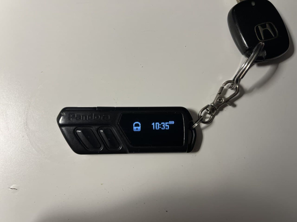 Брелок Pandora D-030 жрет аккумулятор. — Honda Fit (1G), 1,3 л, 2004 ...