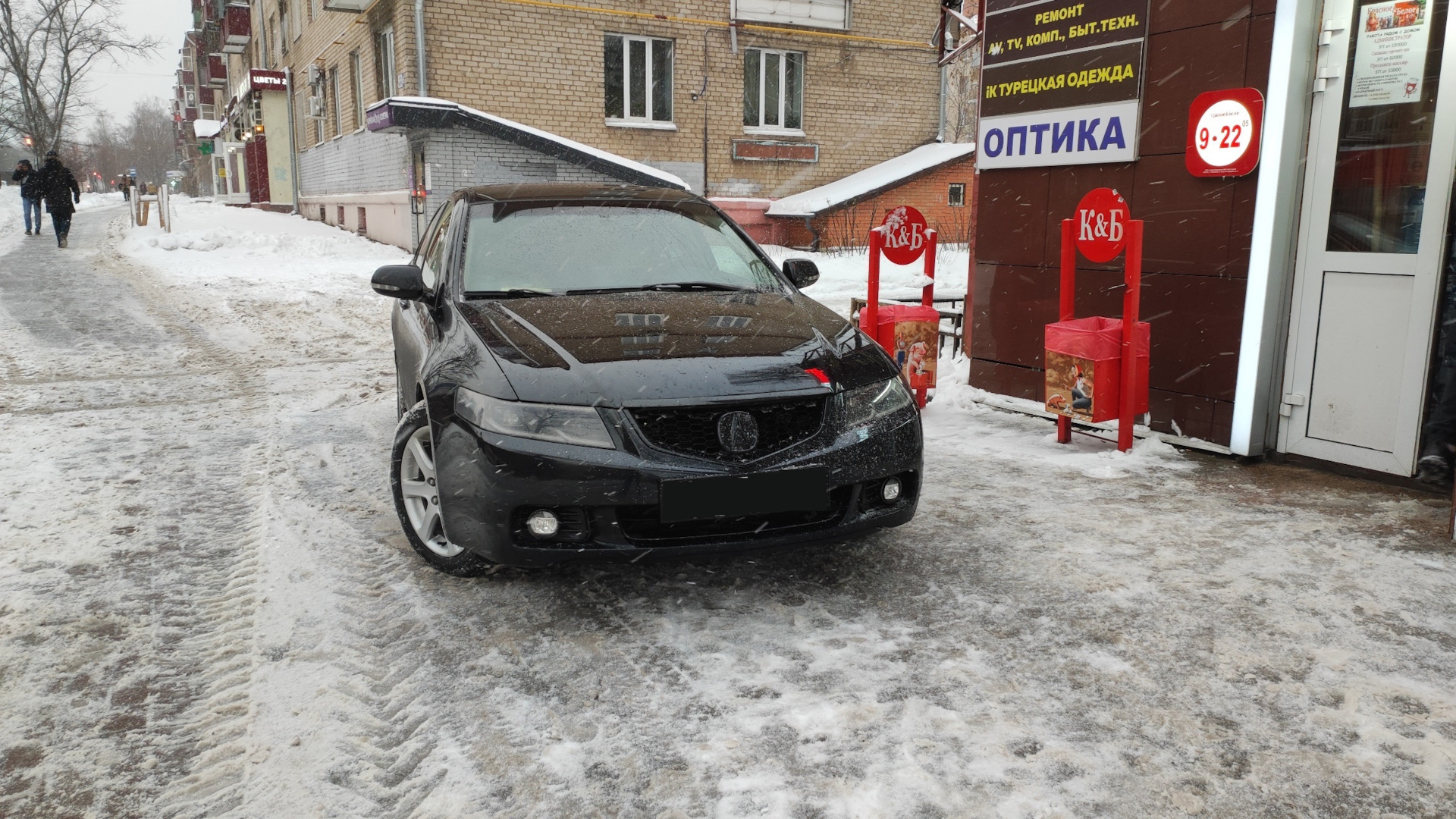 Травит колесо по ободу – заливаем герметик для шин. — Acura TSX (1G), 2 ...