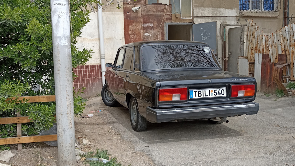 Задние фонари ВАЗ-2105 в ВАЗ-2107 — Lada 210740, 1,6 л, 2011 года ...