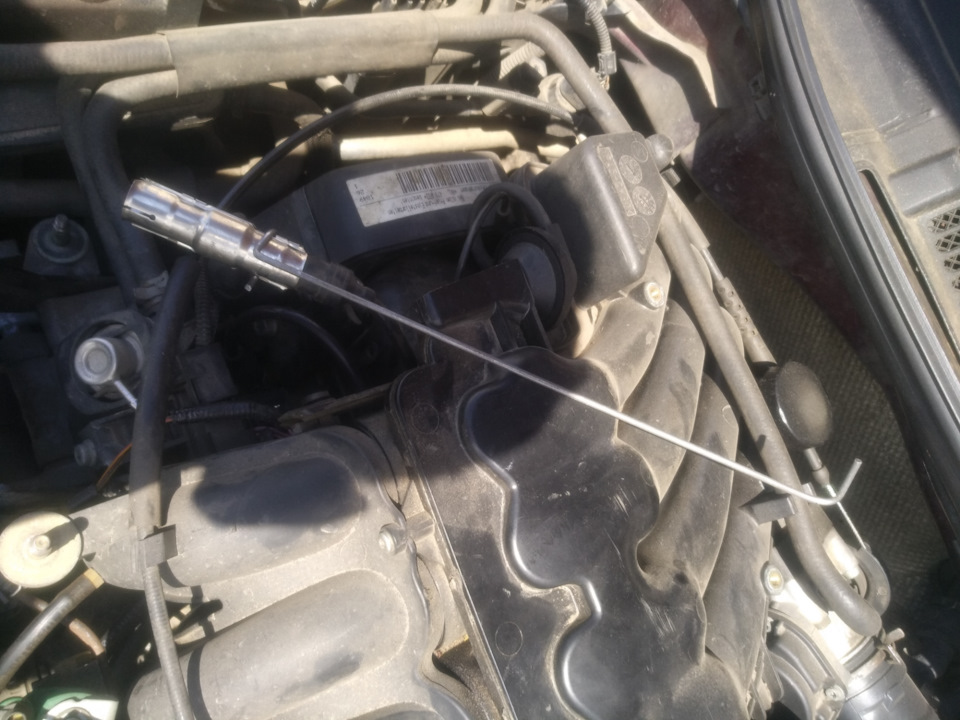 Замена свечей на AKL без снятия впускного коллектора — Audi A3 (8L), 1 ...