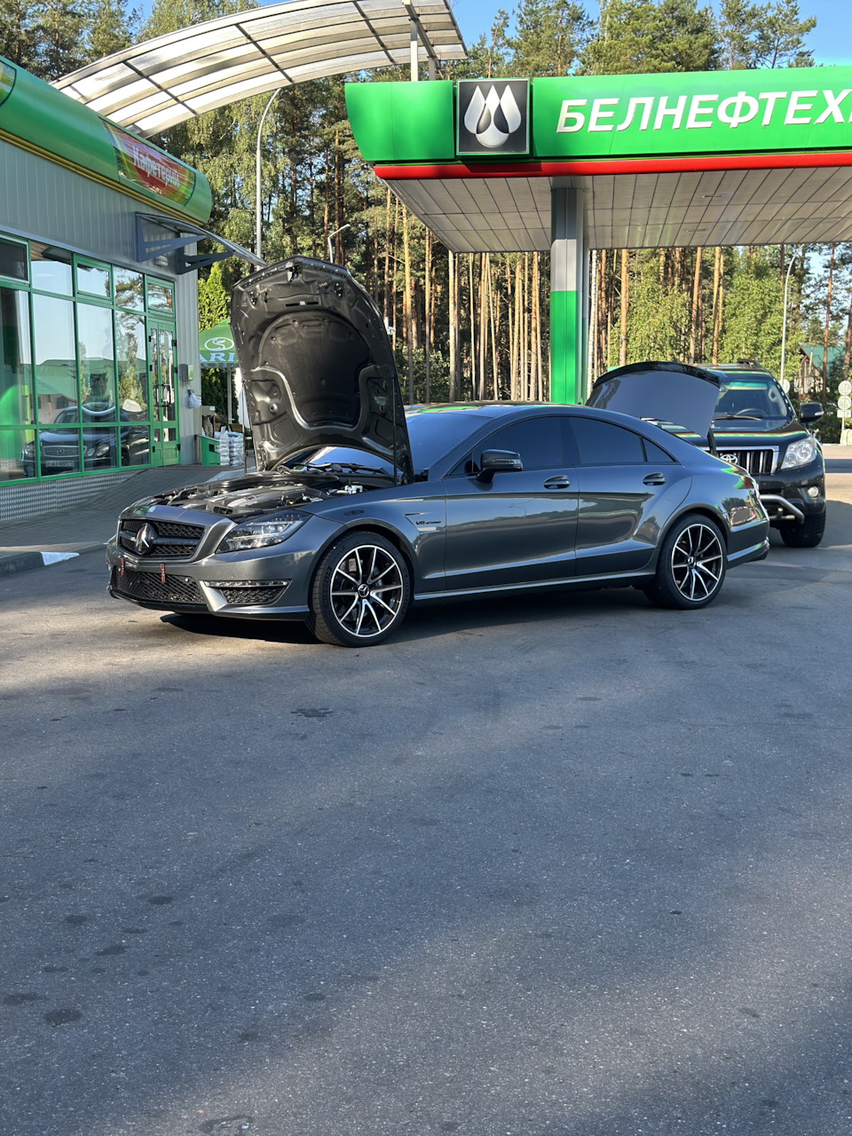 Поездка в москву и встреча с М5 F10 — Mercedes-Benz CLS 63 AMG (C218), 5,5  л, 2012 года | встреча | DRIVE2