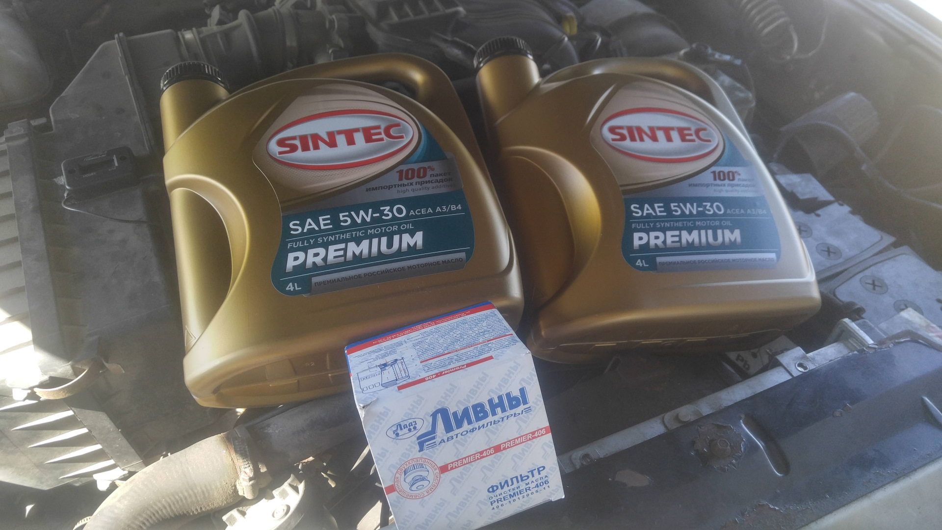 Моторное масло sintec premium sae. Sintec Premium 5w-30. Sintec Premium 5w-30 a3/b4. Sintec Premium 5w-40. Масло Синтек премиум 5 30.