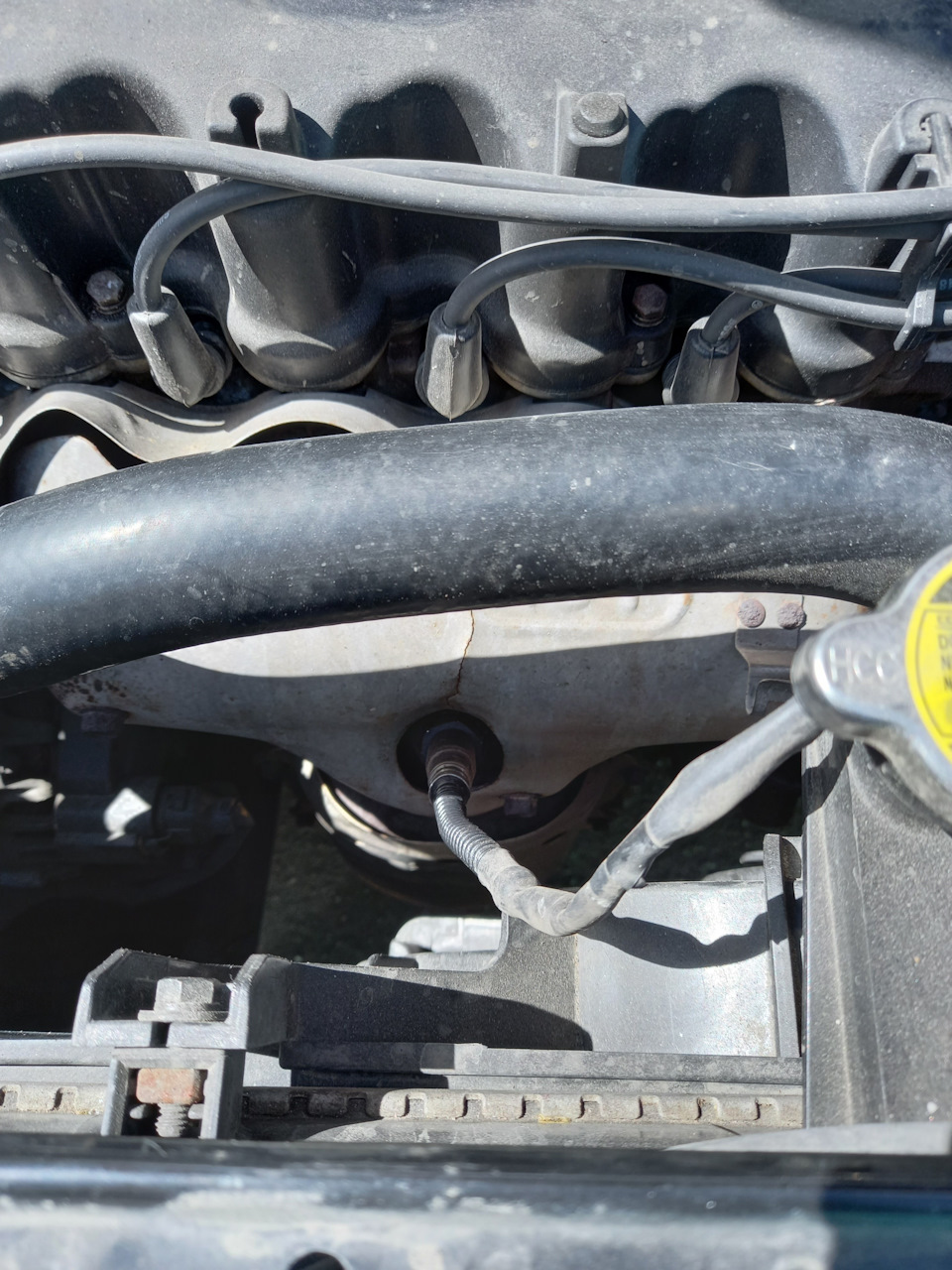 Замена кислородного датчика и гофры — Hyundai Getz, 1,3 л, 2004 года ...