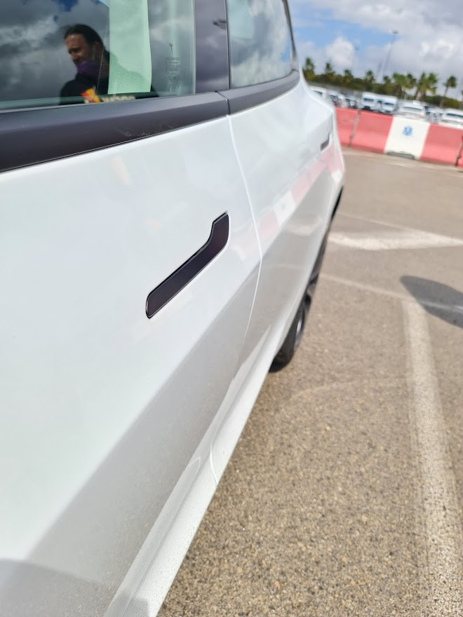 Фото в бортжурнале Tesla Model 3