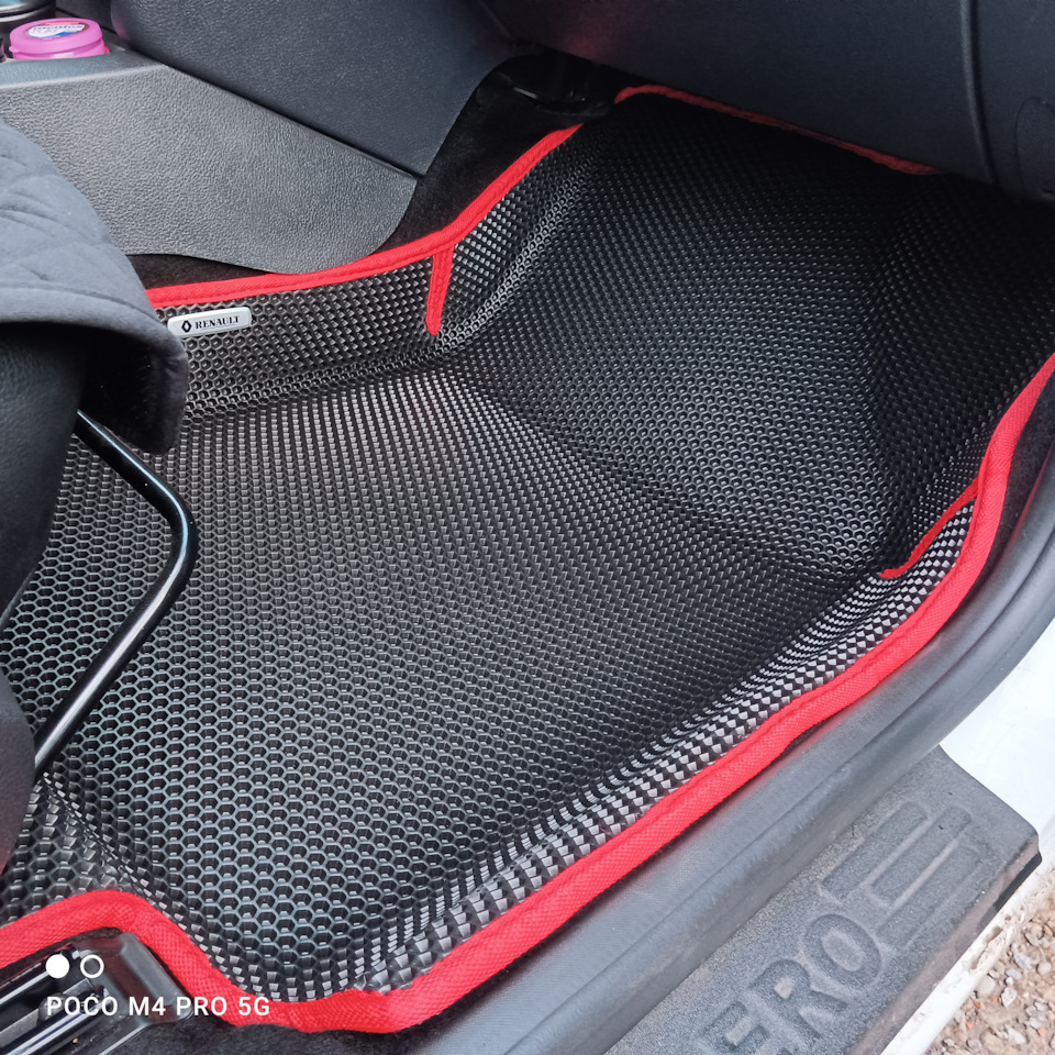 Фото в бортжурнале Renault Sandero 2G