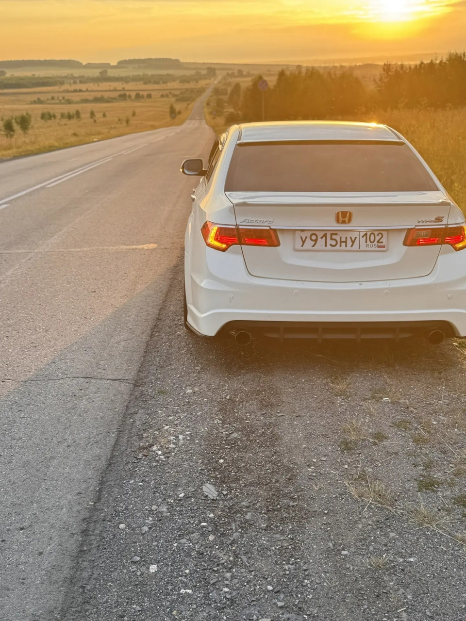 2. — Honda Accord (8G)