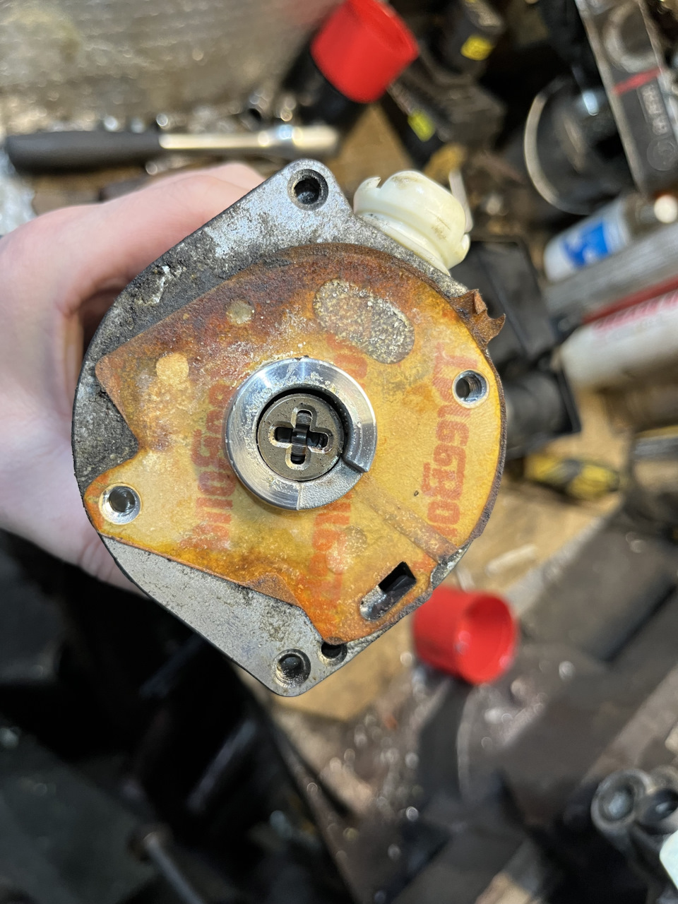 Замена гидроаккумулятора усилителя тормозов и так помелочи — Mitsubishi ...