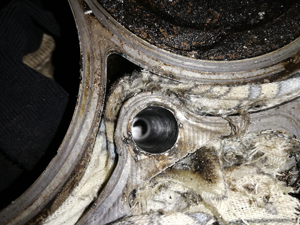 Восстановление резьбы в блоке под болты гбц. — Volkswagen Golf Mk4, 1,4 ...