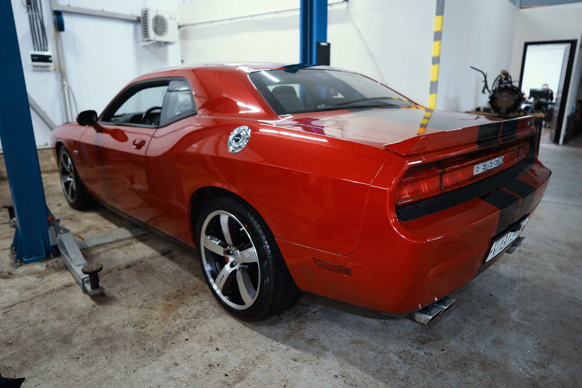 4. додж челленджер 4*4. додж челленджер 6. додж челленджер 6. Dodge challenger srt 6.