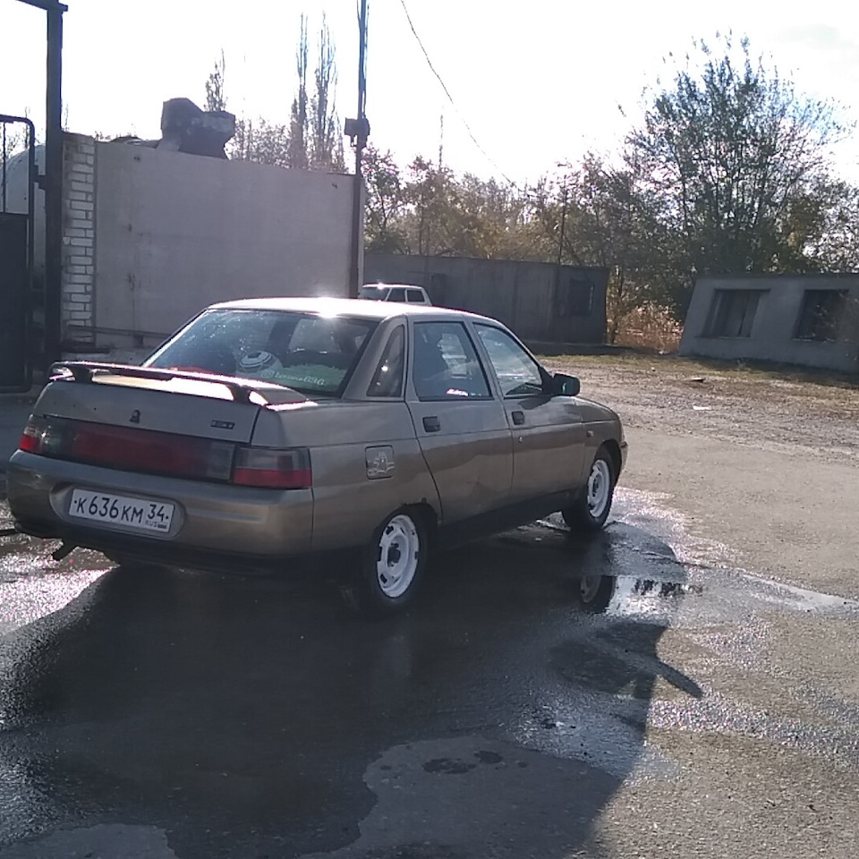 Аквариум — Lada 21102, 1,5 л, 2002 года | стайлинг | DRIVE2