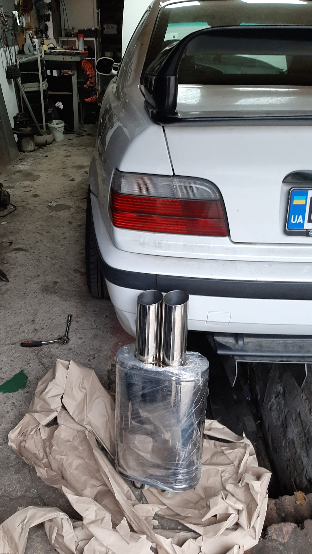 #15 Выхлопная банка из нержавейки — BMW 3 series Coupe (E36), 2,5 л ...