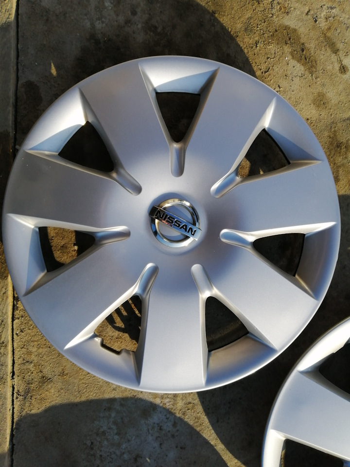 Колпаки ниссан 14. Колпак nissan almera n16. Колпаки ниссан куб. Nissan tiida колпаки r15. Колпак ниссан ноут.
