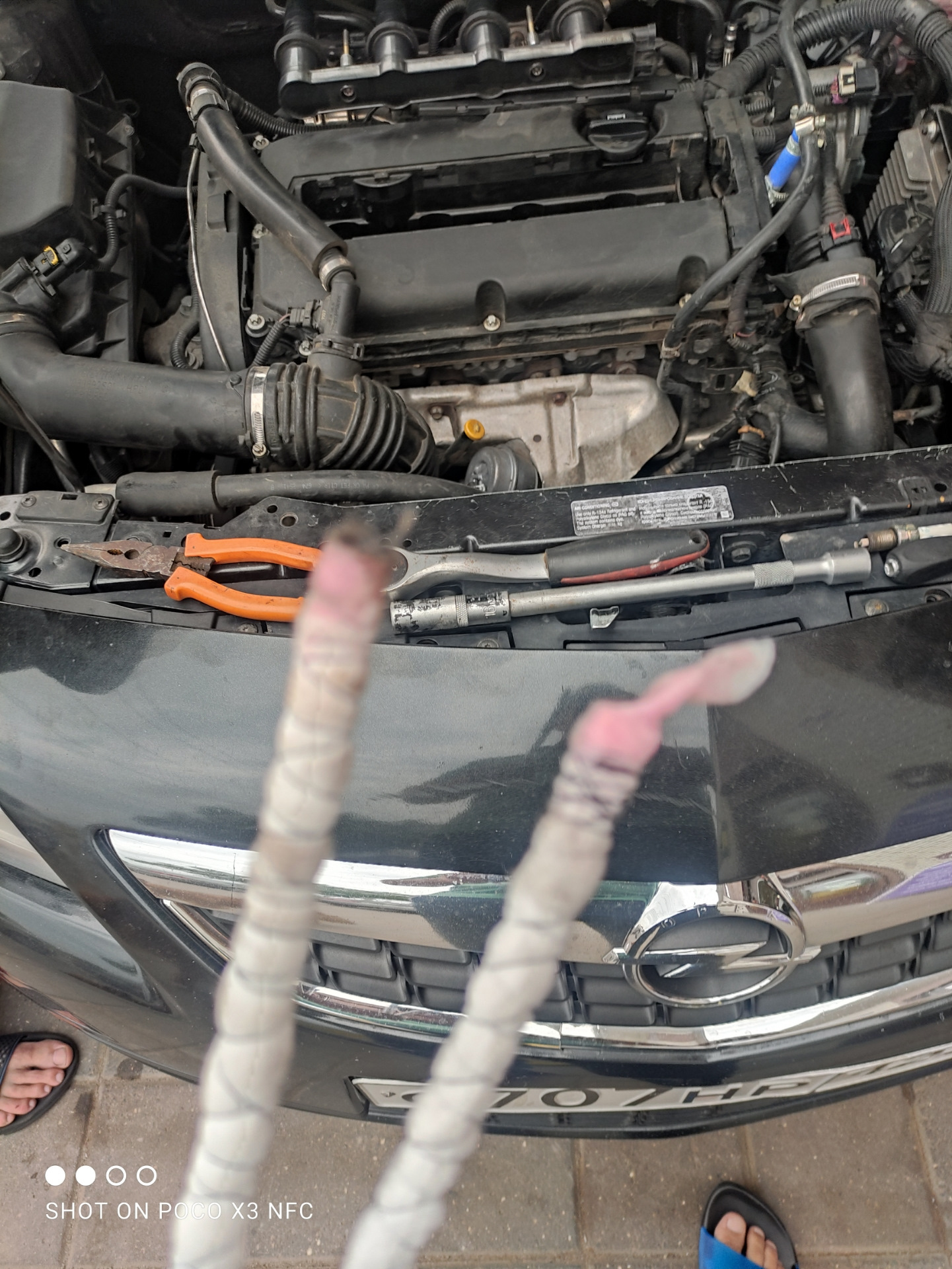 Антифриз в 4 горшке — Opel Astra J, 1,6 л, 2011 года | своими руками ...