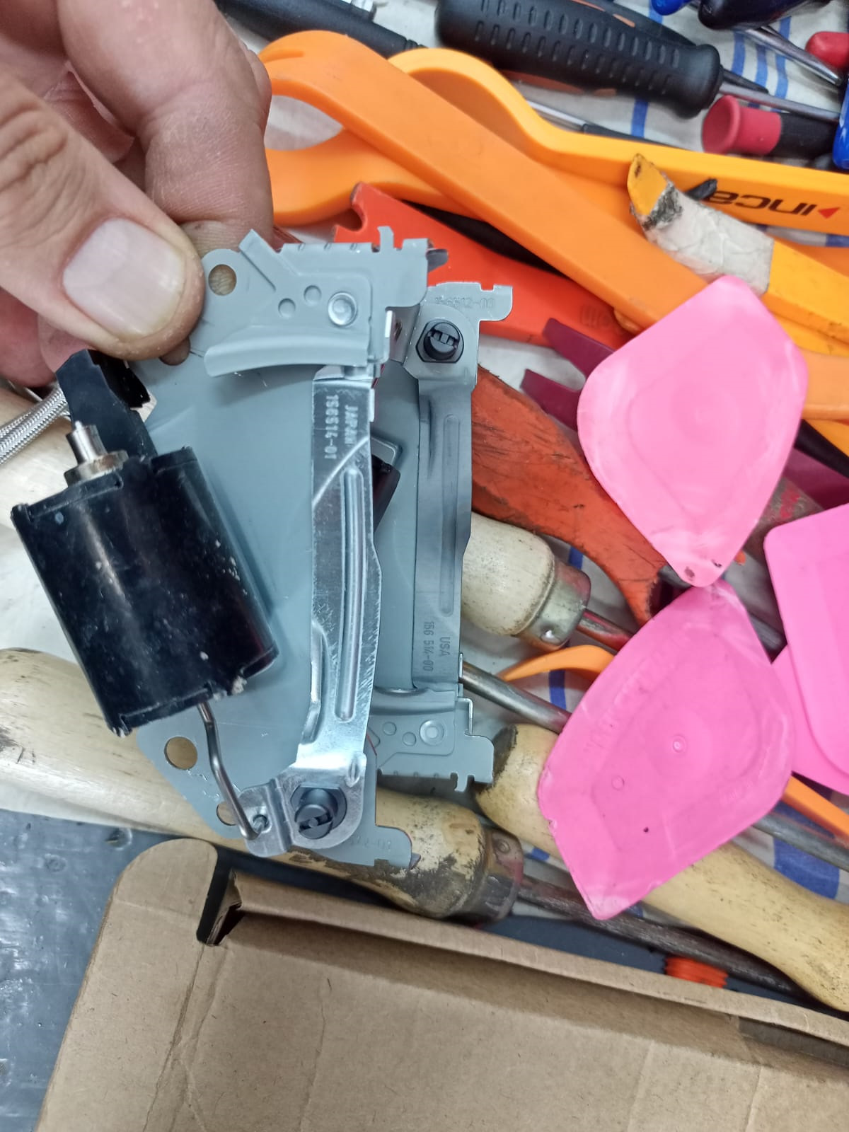 Замена фар на ксенон — Nissan Tiida (1G), 1,6 л, 2008 года | своими ...