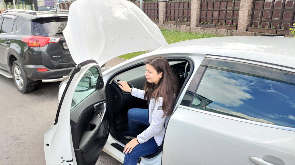 Масло в тосоле — Volvo V40 (2G), 1,5 л, 2015 года | поломка | DRIVE2