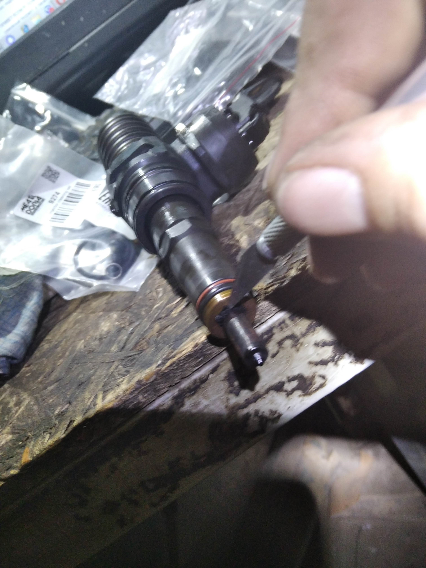 Как снять форсунки на фольксваген т 4 Ремонт форсунок VW T5 1.9 - Volkswagen Transporter T5, 1,9 л, 2008 года своими р