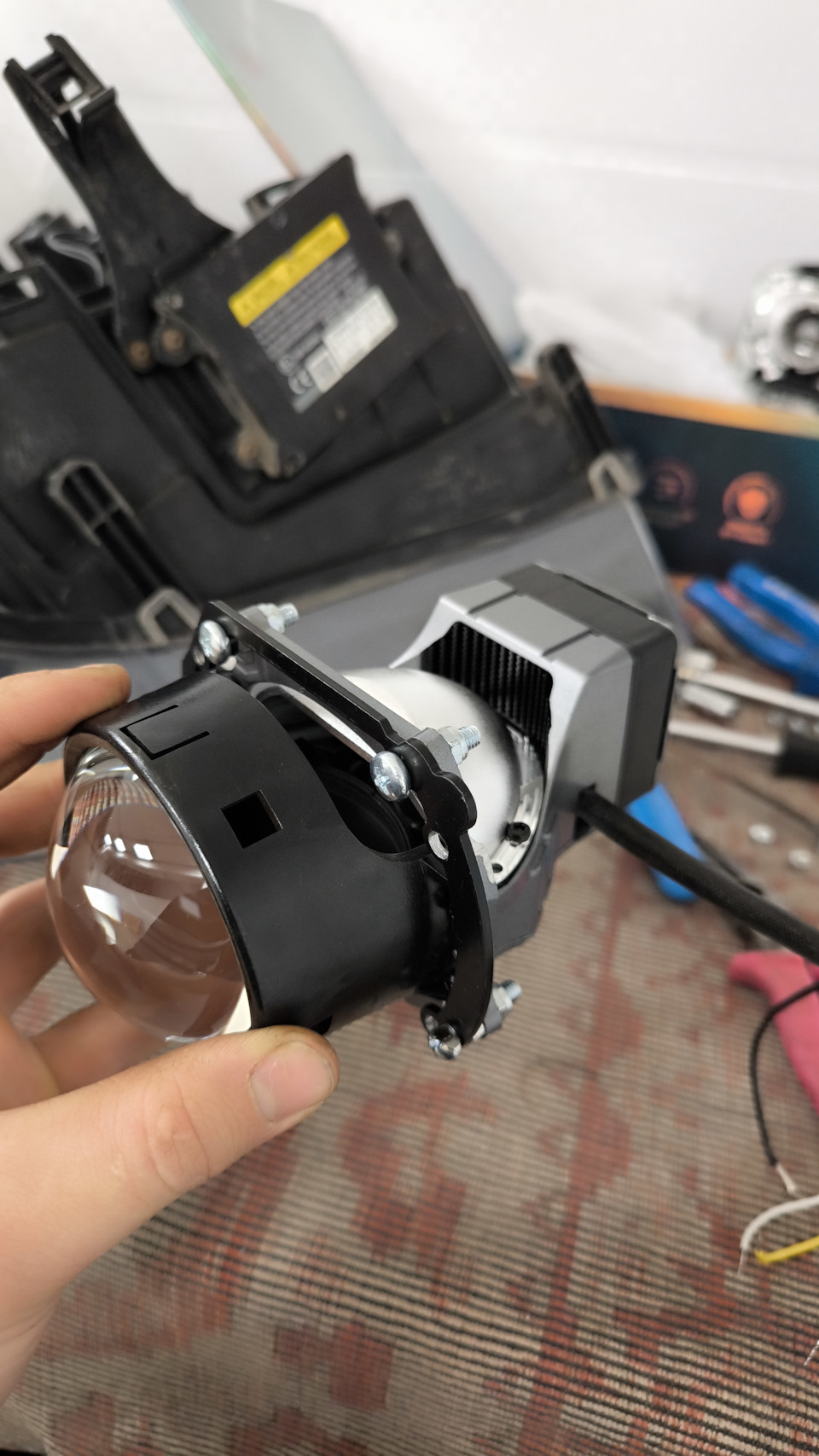 Bi led в фары фрилендер 2 — Land Rover Freelander 2 (L359), 2,2 л, 2011 ...
