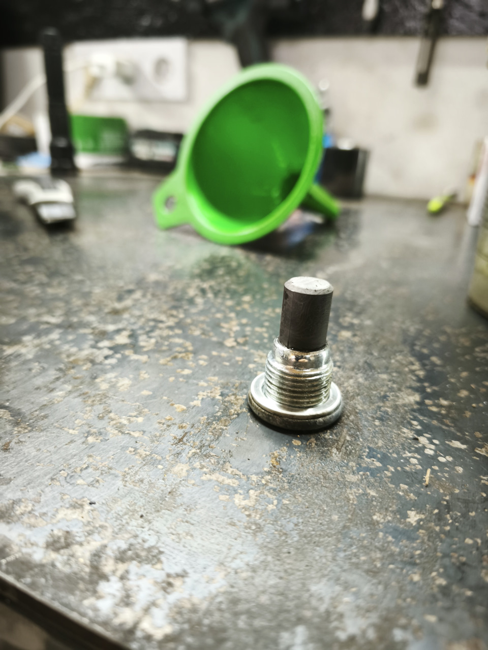 Так выглядит чистый магнит с заднего дифференциала — Nissan X-Trail III (t32)