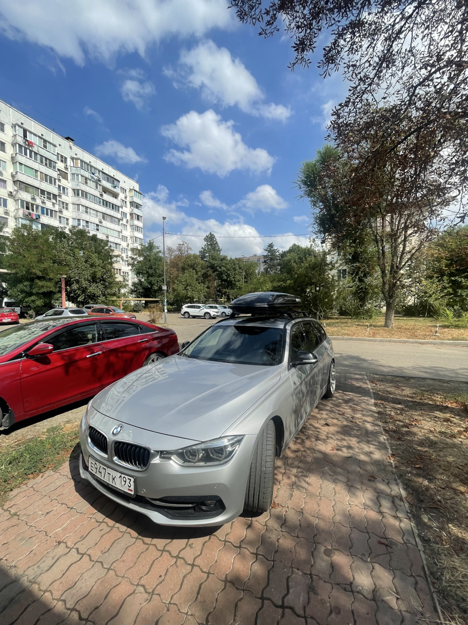 4 Поперечины Turtle air 2 и автобокс Menabo — BMW 3 series Touring (F31), 2  л, 2019 года | запчасти | DRIVE2