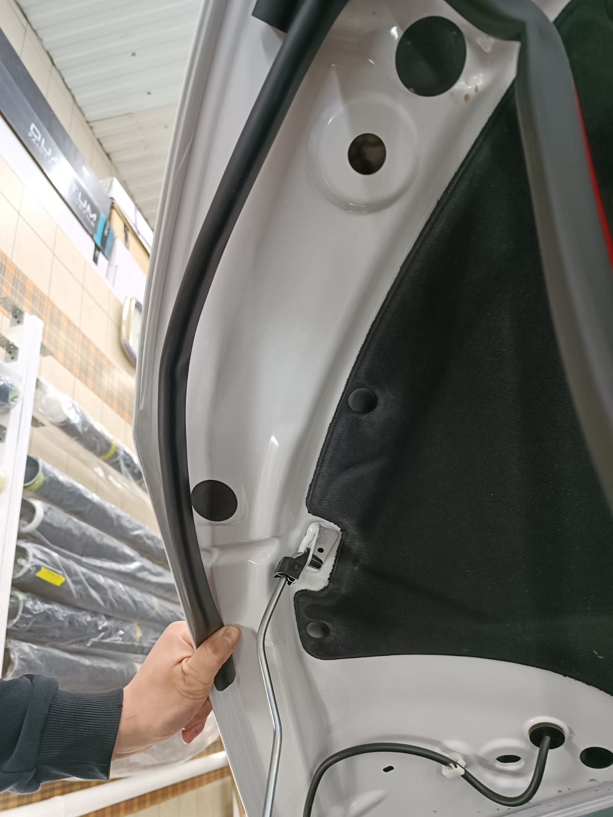 Уплотнитель для капота — Lada Vesta Cross (NG), 1,6 л, 2023 года ...