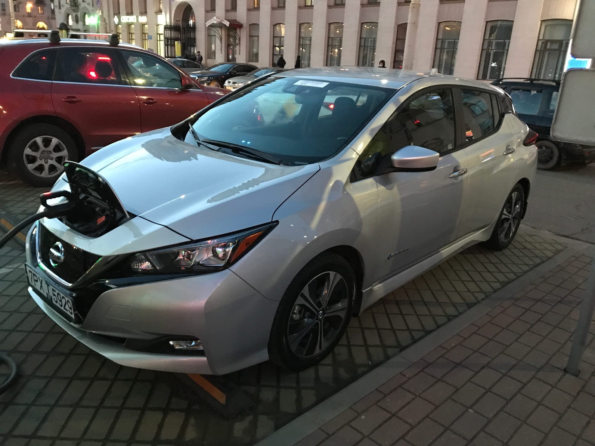 Поездка Минск-СПБ на электромобиле Nissan Leaf ze1. 900 км с запасом хода  200 – своим ходом на 100% | Часть 1 — Nissan Leaf (2G), 2018 года |  путешествие | DRIVE2