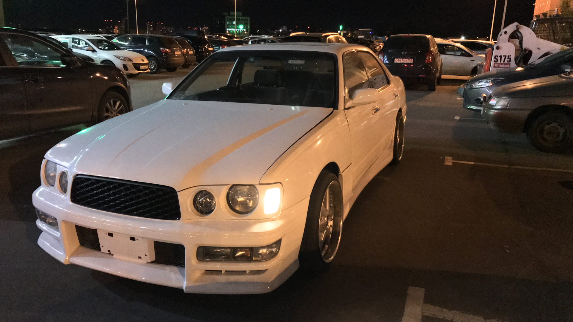 Nissan Gloria (10G) 2.5 бензиновый 1999 | Junona на DRIVE2