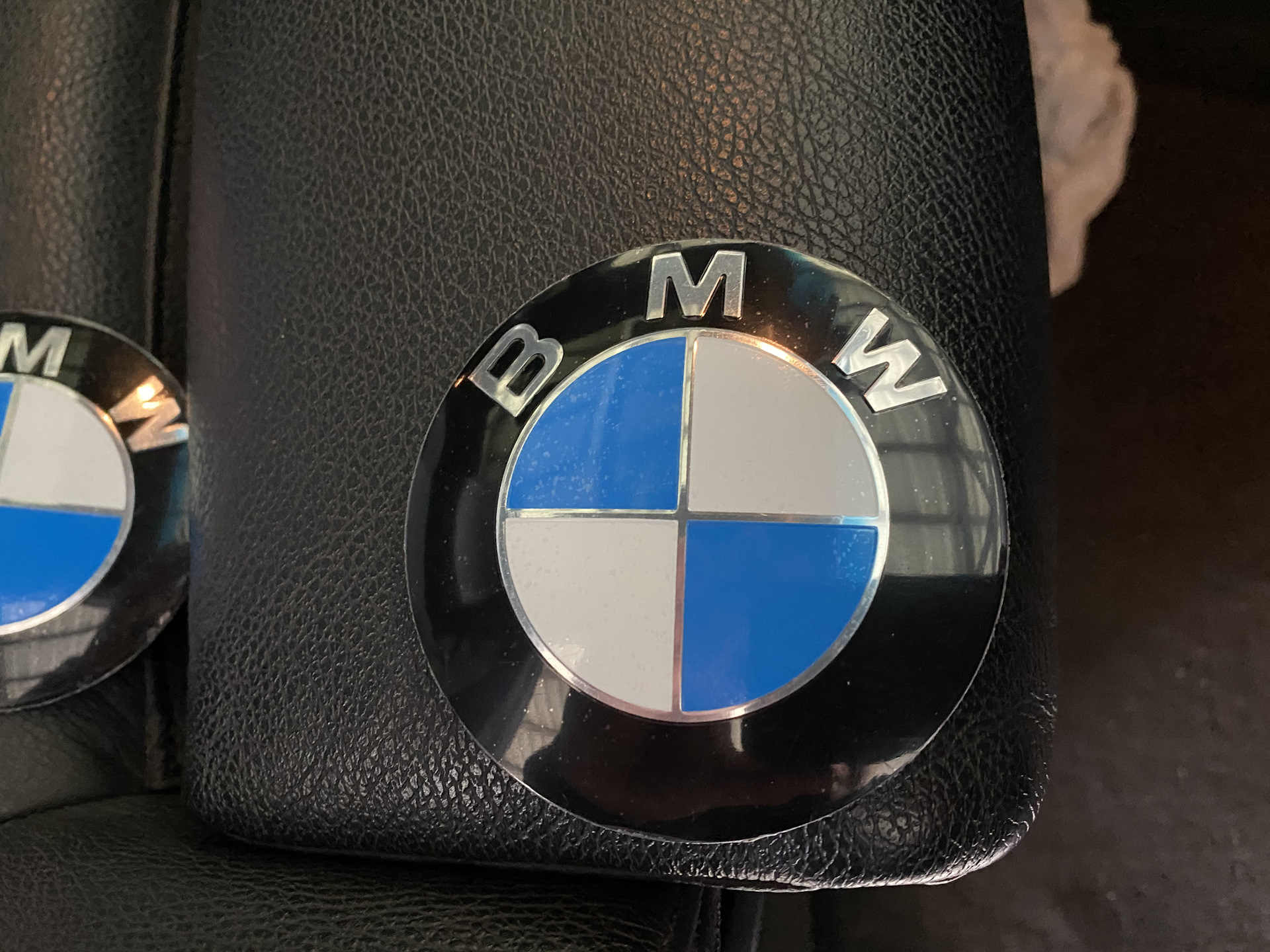 Bmw значок фото