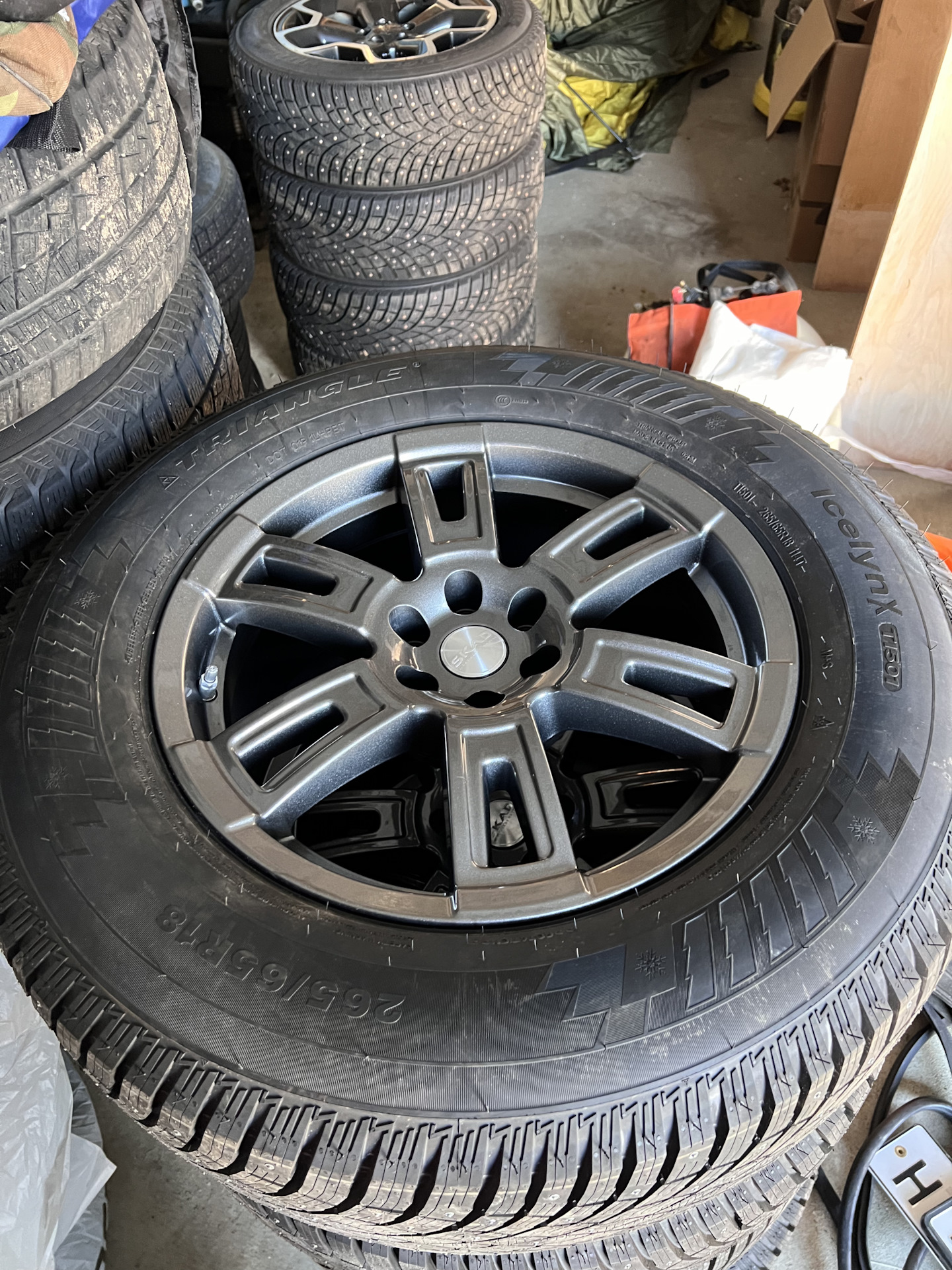 Шиповка на зиму — KIA Mohave (HM2), 3 л, 2019 года | шины | DRIVE2