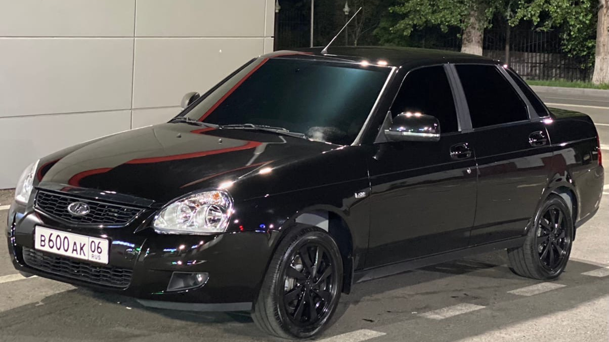 Lada Priora Black Edition