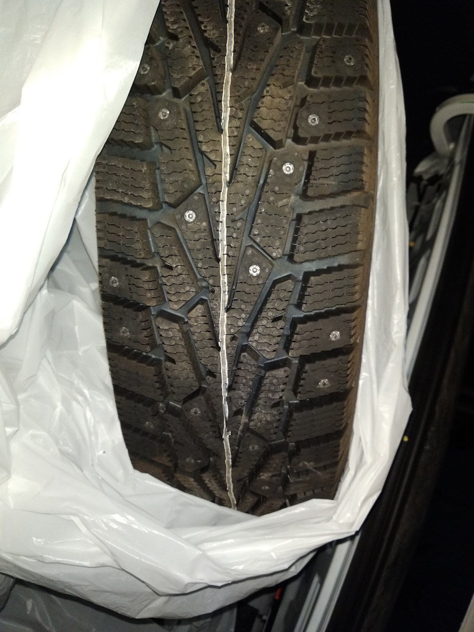 Cordiant Snow Cross PW-2 — Hyundai Solaris (1G), 1,6 л, 2015 года ...