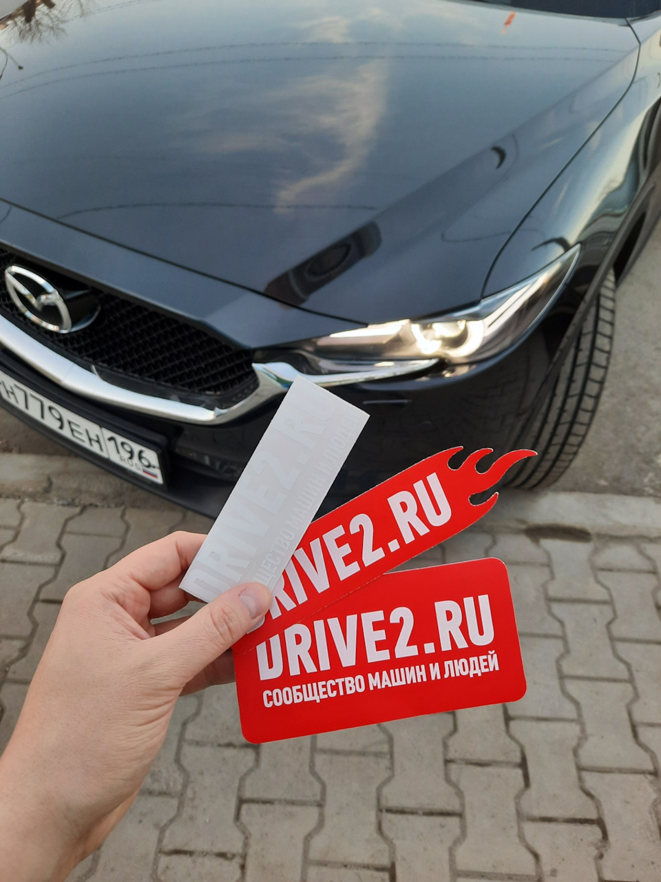 Подгон от Д2, куда наклеить 🤷‍♂️ ума не приложу ? — Mazda CX-5 (2G), 2,5  л, 2020 года | аксессуары | DRIVE2