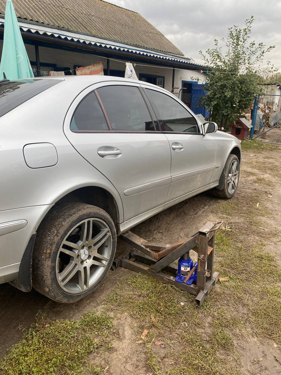 Сделал домкрат для дома — Mercedes-Benz E-class (W211), 3,2 л, 2004 года |  своими руками | DRIVE2