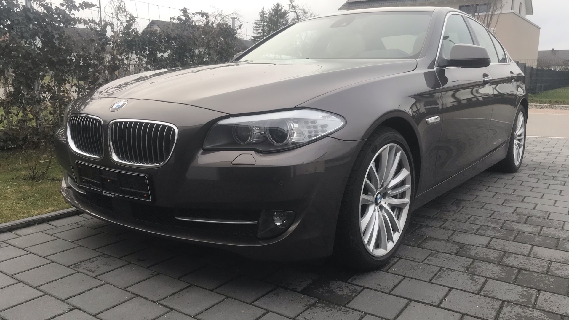 BMW 5 series (F10) 3.0 дизельный 2013 | Серый Софисто Бриллиант! на DRIVE2