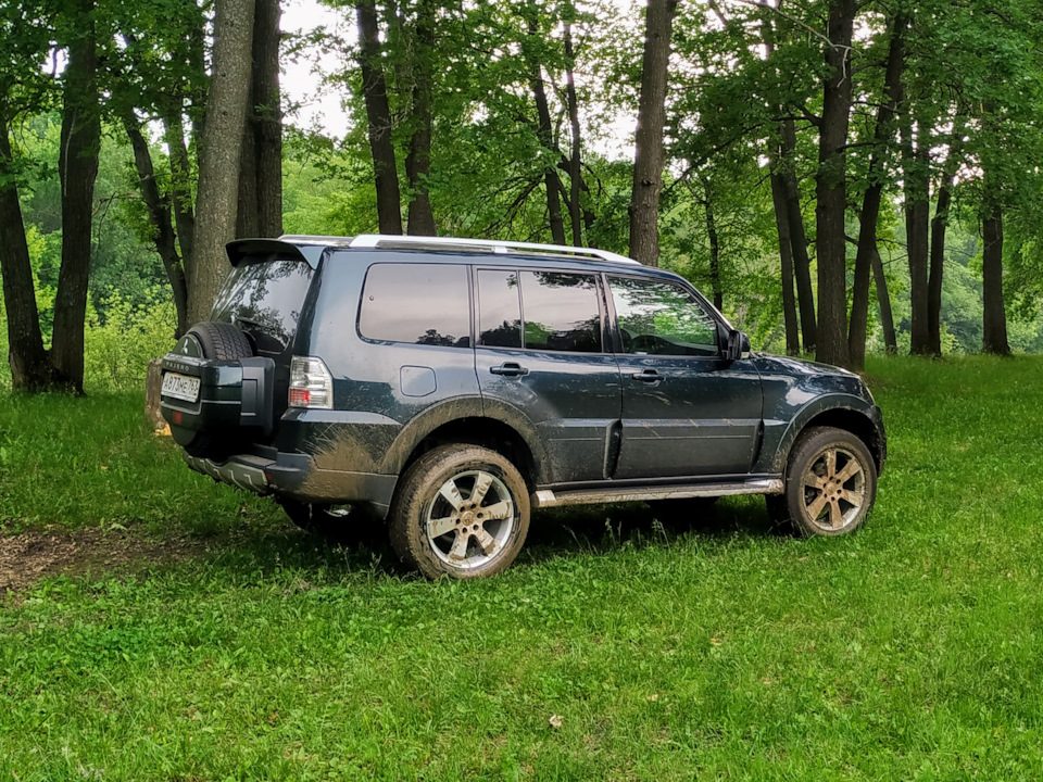 Фото в бортжурнале Mitsubishi Pajero (4G)
