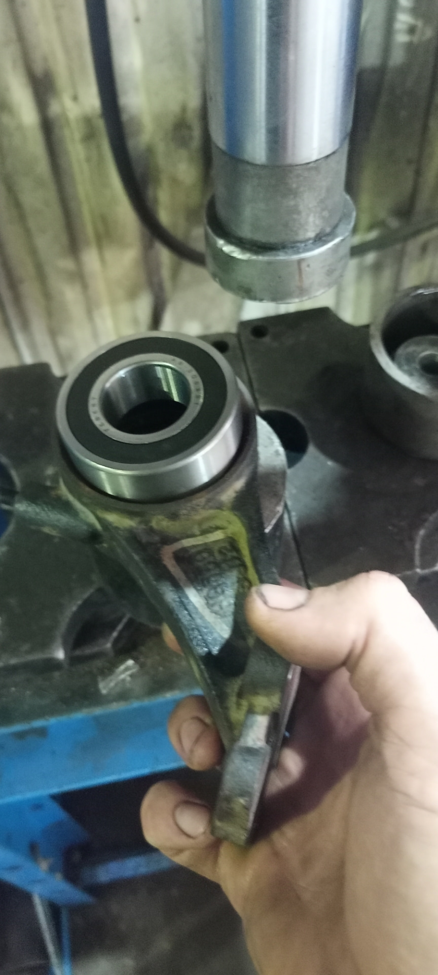 Сильная вибрация при разгоне — Hyundai Grandeur (HG), 3 л, 2013 года ...