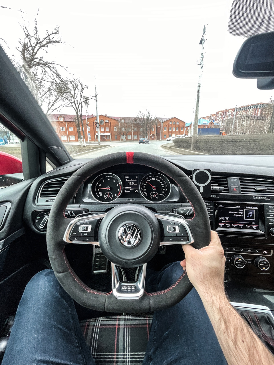 25 Перешил руль в альку — Volkswagen Golf Mk7 GTI, 2 л, 2013 года |  стайлинг | DRIVE2