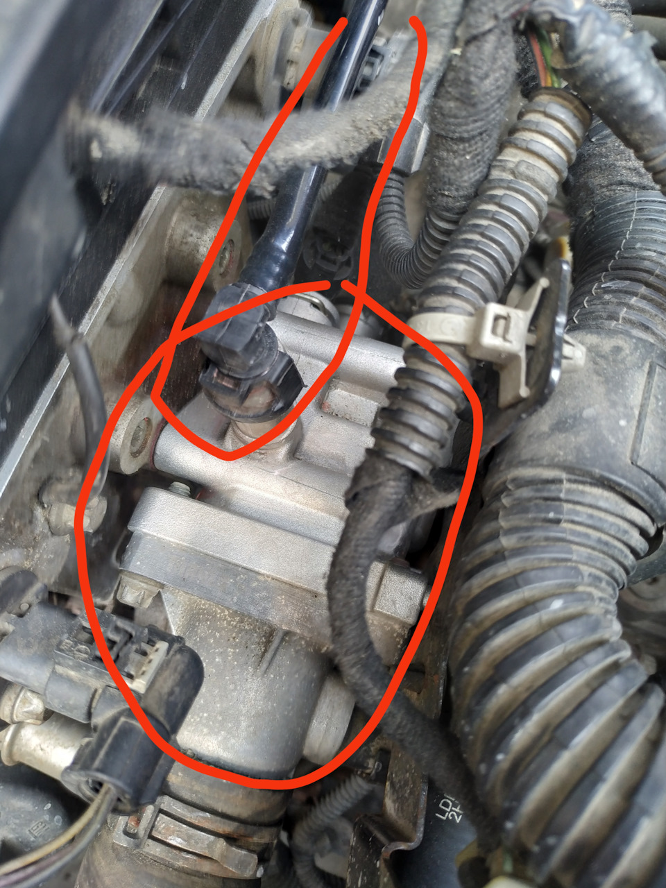 причина плавающих оборотов на холостом ходу. взлетают обороты. взлетают обороты. плавают обороты на холостом ваз. датчик оборотов двигателя 7а.