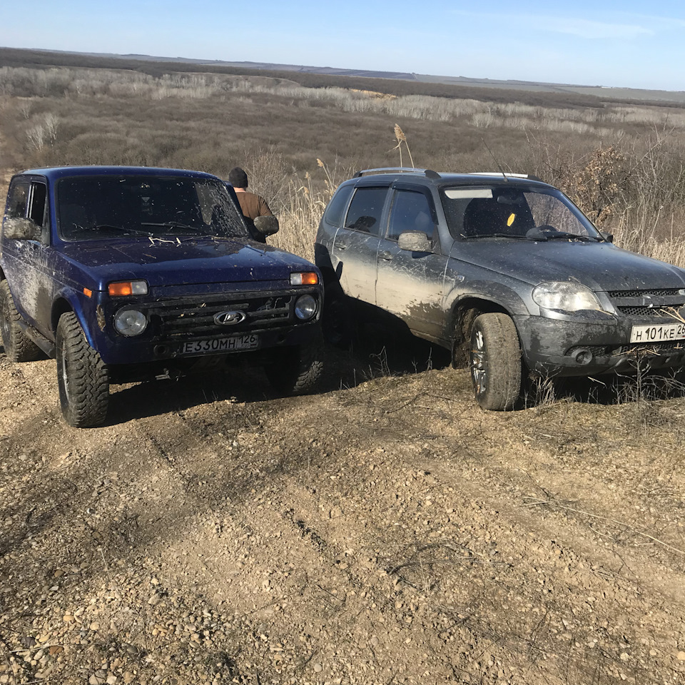 Заклинило передние колесо — Chevrolet Niva GLX, 1,7 л, 2011 года | поломка  | DRIVE2