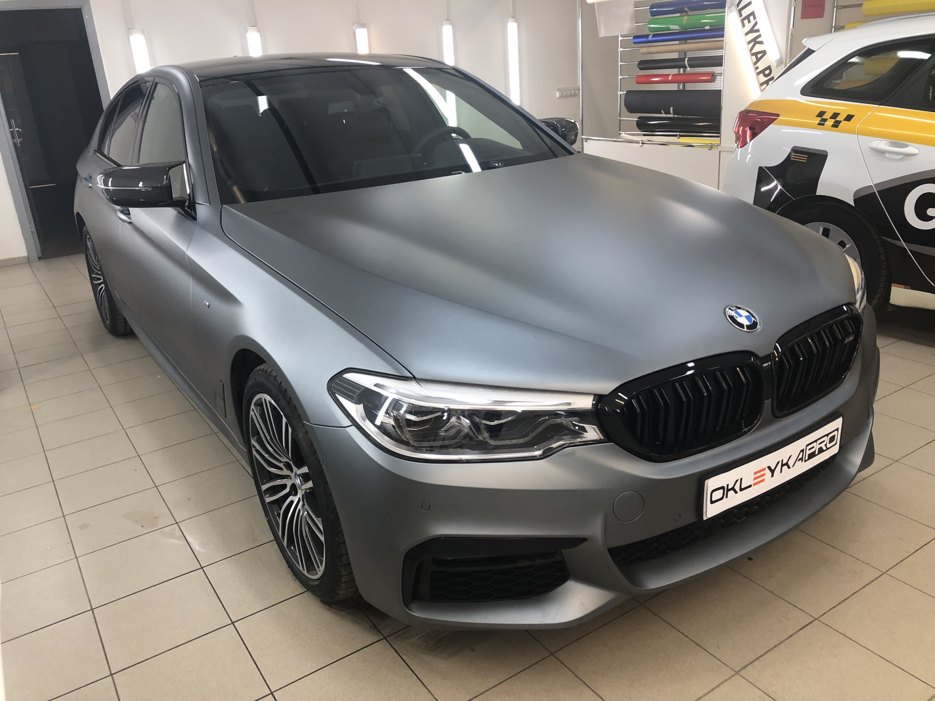 BMW g30 матовый серый