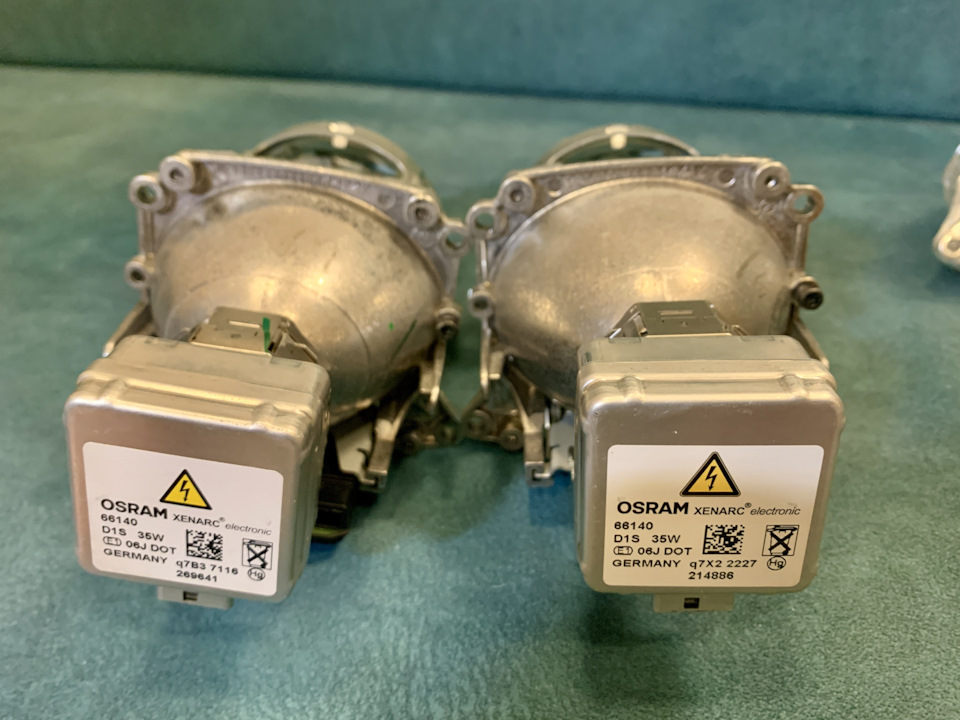 Ксеноновые лампы Osram d1s. Б/у | 2 000 ₽ в городе Новороссийск | DRIVE2