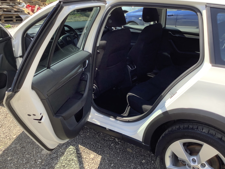 Фото в бортжурнале Skoda Octavia Scout A7 Mk3