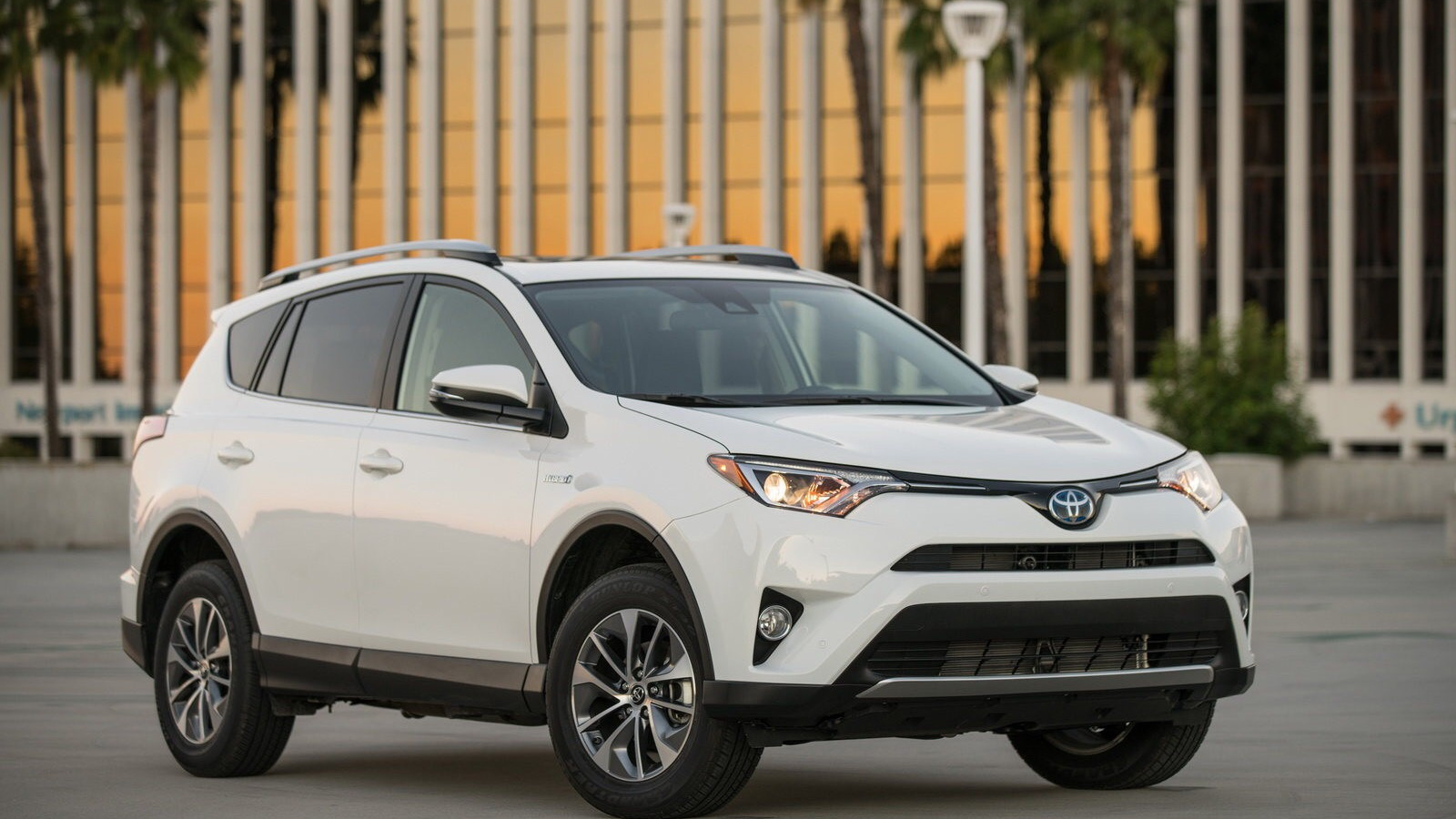 Rav 4 фото