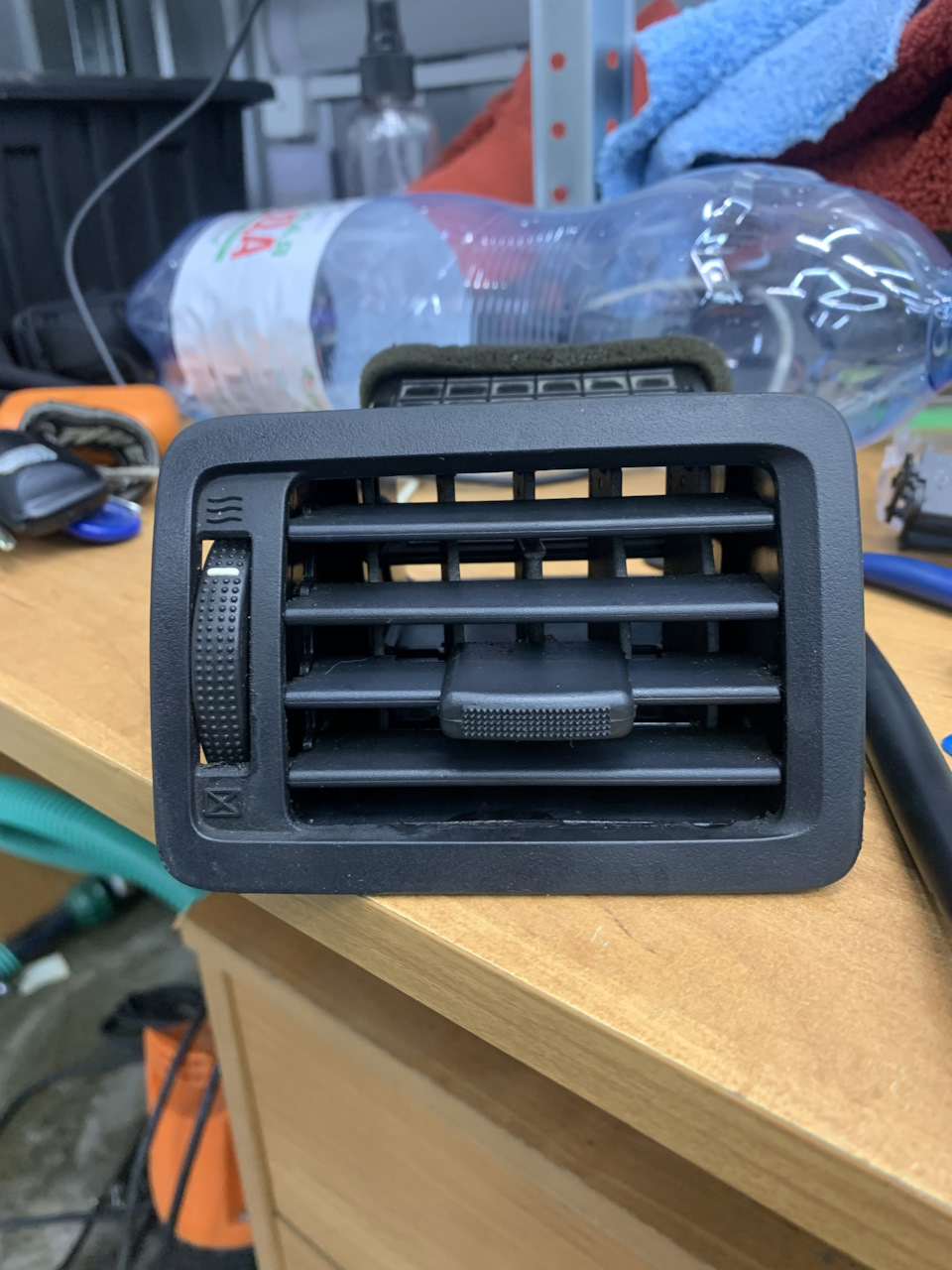 Замена дефлекторов панели — Hyundai Tucson (JM), 2 л, 2008 года ...