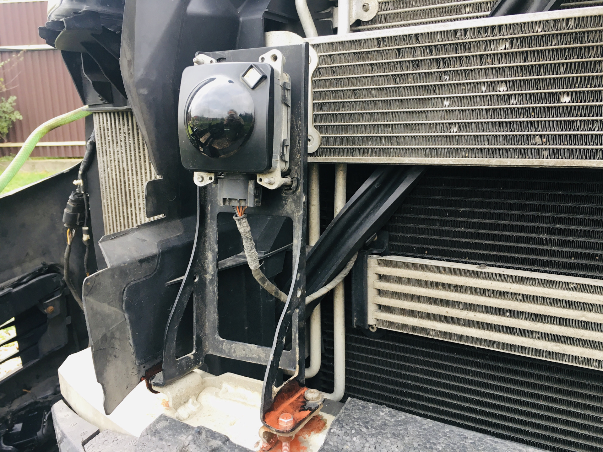 Установка адаптивного круиз контроля АСС — Audi Q7 (1G), 4,2 л, 2008 ...