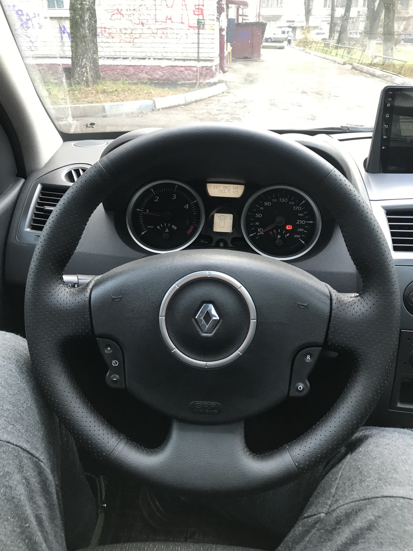 Обновочка — Renault Megane II, 1,5 л, 2007 года | своими руками | DRIVE2